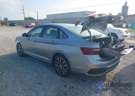 2025 Volkswagen Jetta 1.5T Se из США, поврежденный, VIN 3VW7X7BUXSM062411